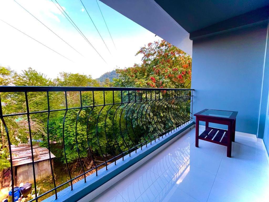 La Colline Resort Kohima Dış mekan fotoğraf
