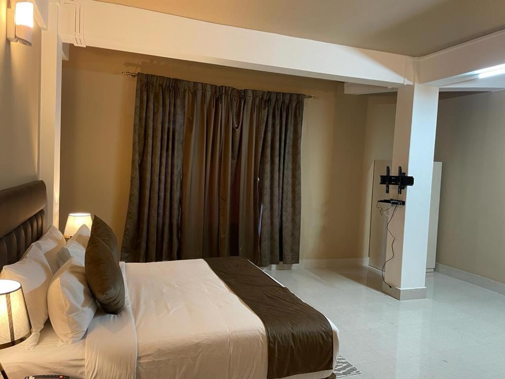 La Colline Resort Kohima Dış mekan fotoğraf