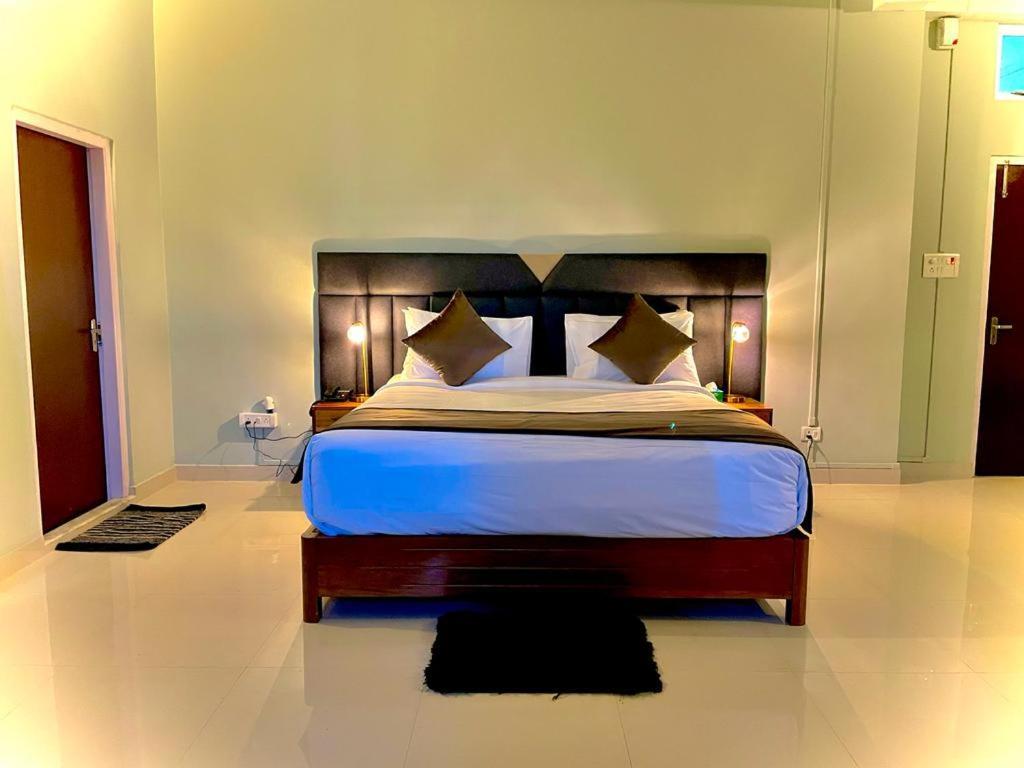 La Colline Resort Kohima Dış mekan fotoğraf